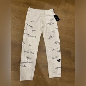 Lauren Moshi Small White Joggers. ⚡️🤍